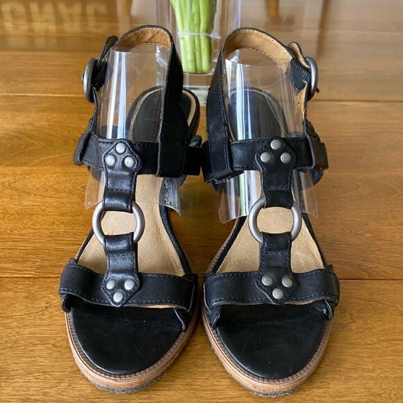 Frye  sandals - Picture 1 of 6